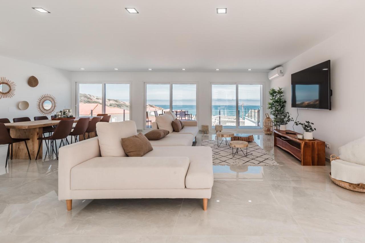 Beach Villa With Ocean View ロウリニャン エクステリア 写真