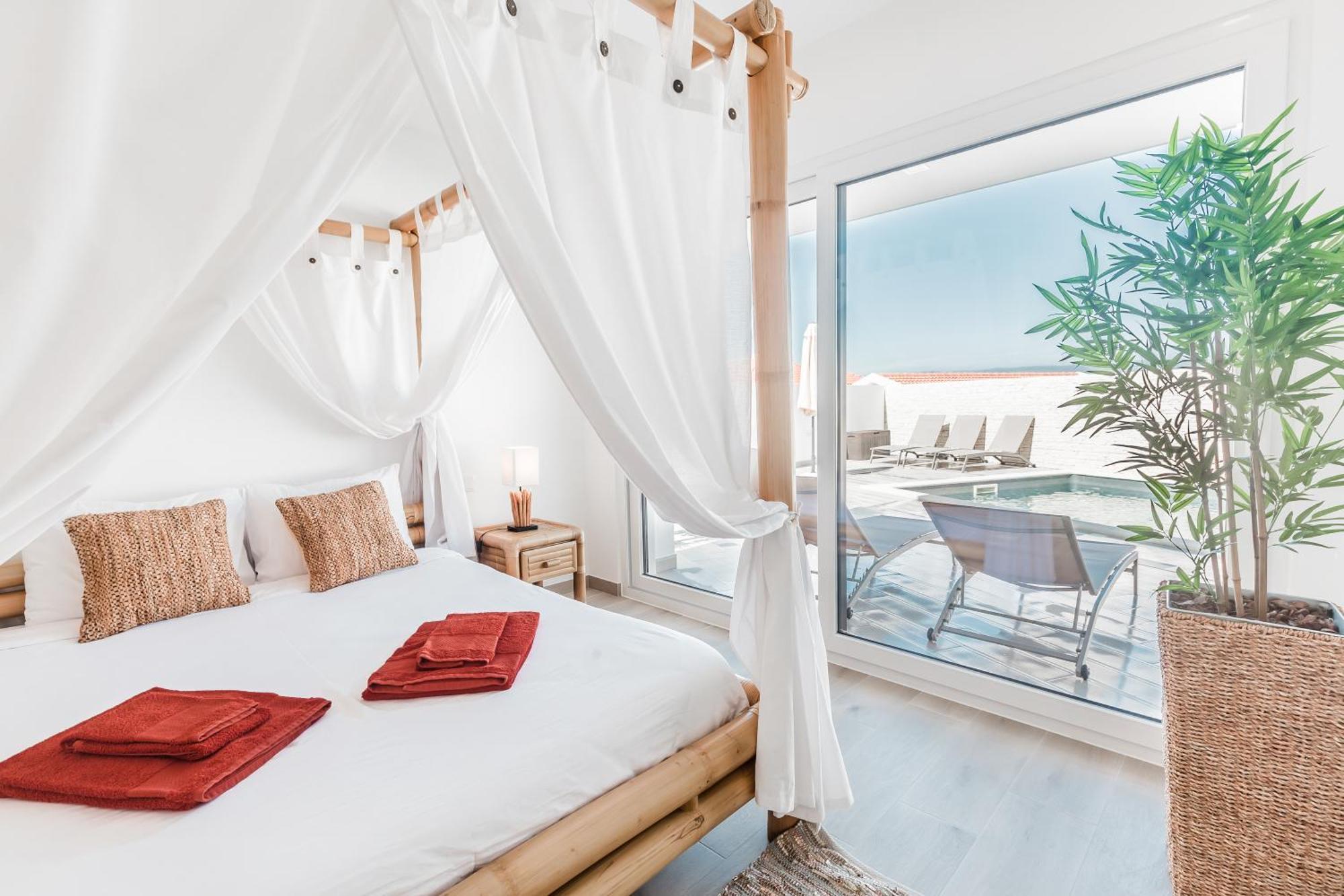 Beach Villa With Ocean View ロウリニャン エクステリア 写真