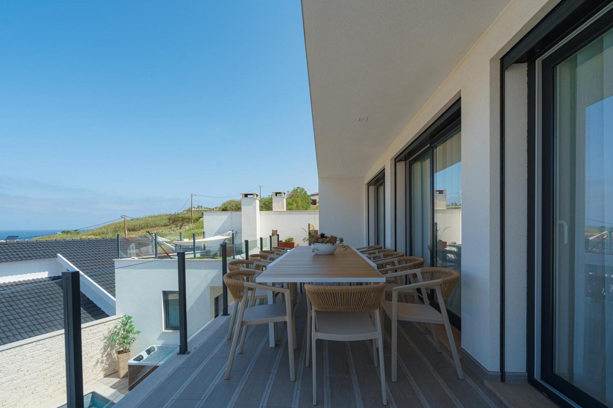 Beach Villa With Ocean View ロウリニャン エクステリア 写真